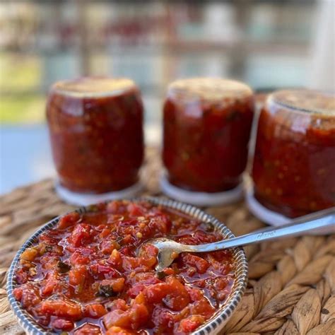 kırmızı biber patlıcan domates sosu nasıl yapılır
